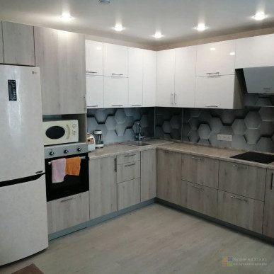 Кухня с комбинированными фасадами мк-33 - дополнительное фото