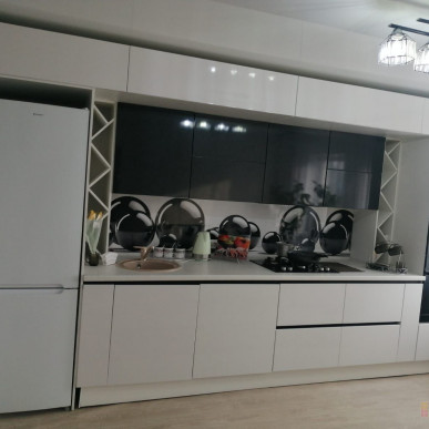 Кухня с фасадами из эмали мк-40 - дополнительное фото